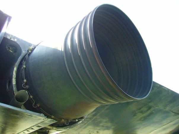 http://img.photobucket.com/albums/v142/Southendnick/Vulcan/JetPipe2.jpg