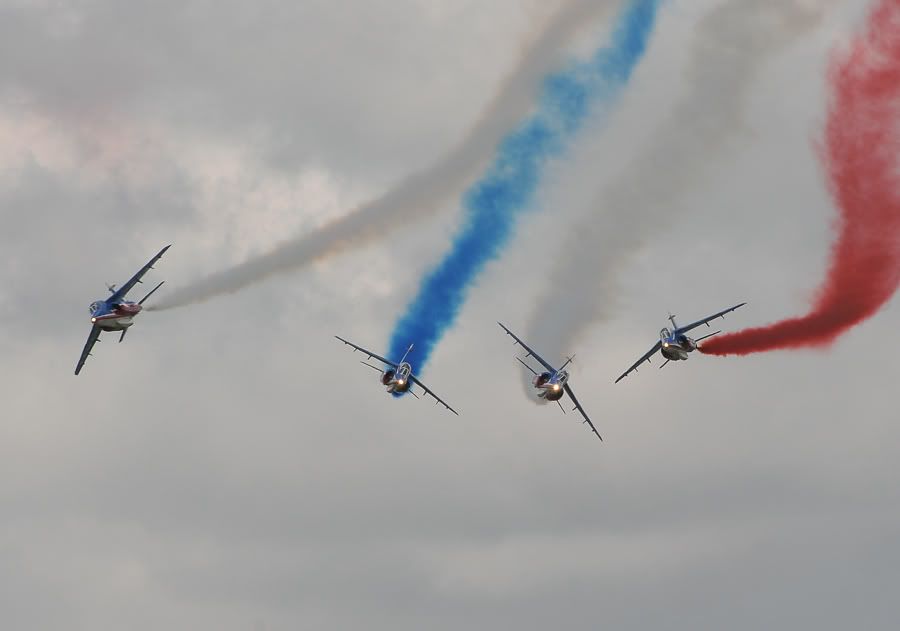 http://img.photobucket.com/albums/v147/AEROMEDIA/RIAT%202010/RIAT10SatPdeF2.jpg