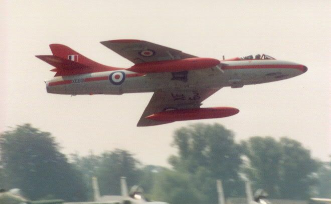 http://img.photobucket.com/albums/v147/AEROMEDIA/old%20jets%20uk/xe601old2.jpg