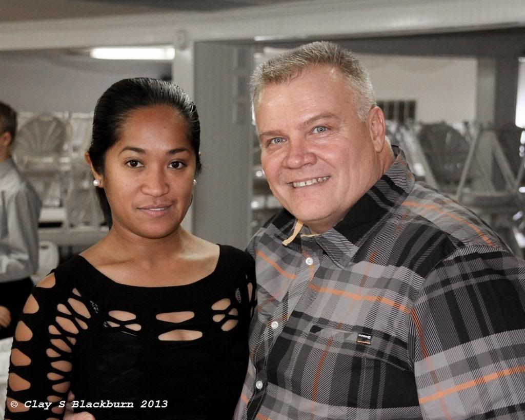 IMAGE: http://img.photobucket.com/albums/v147/tunamelt/POTN%20Canon%2003/VINZ_2772mod01.jpg