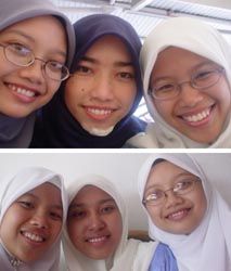 me and yat, hanis and musz during skool break!