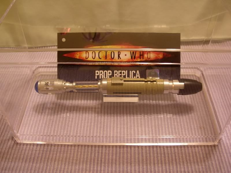 SonicScrewdriverPropInCase1.jpg