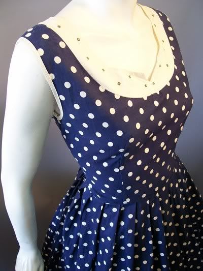 Dress Model Review on Be Shortening The 50s Dress So You Can Find A Dress Very Similar Dress
