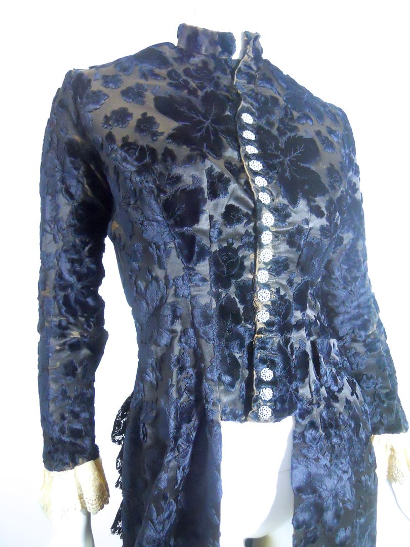 dorothea's closet
victorian jacket