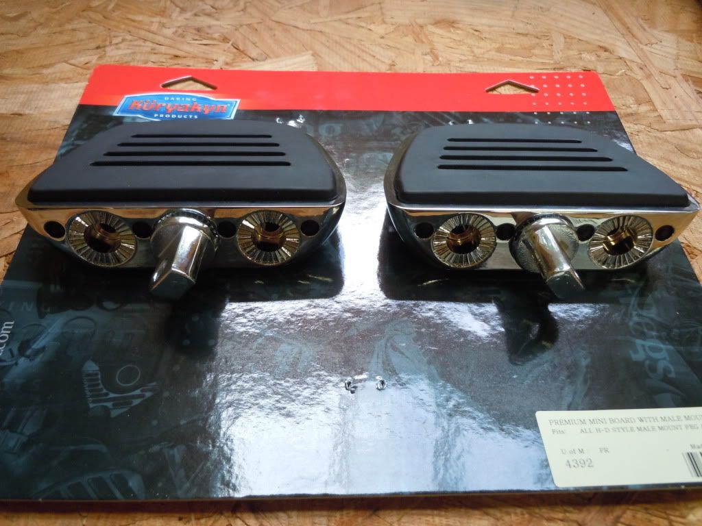 Kuryakyn Premium Mini Floorboards 4392 Installed Pics and Review