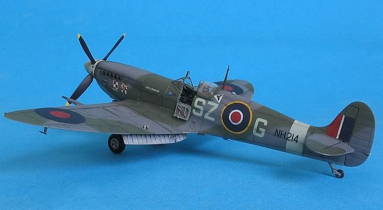 Spitfire001.jpg