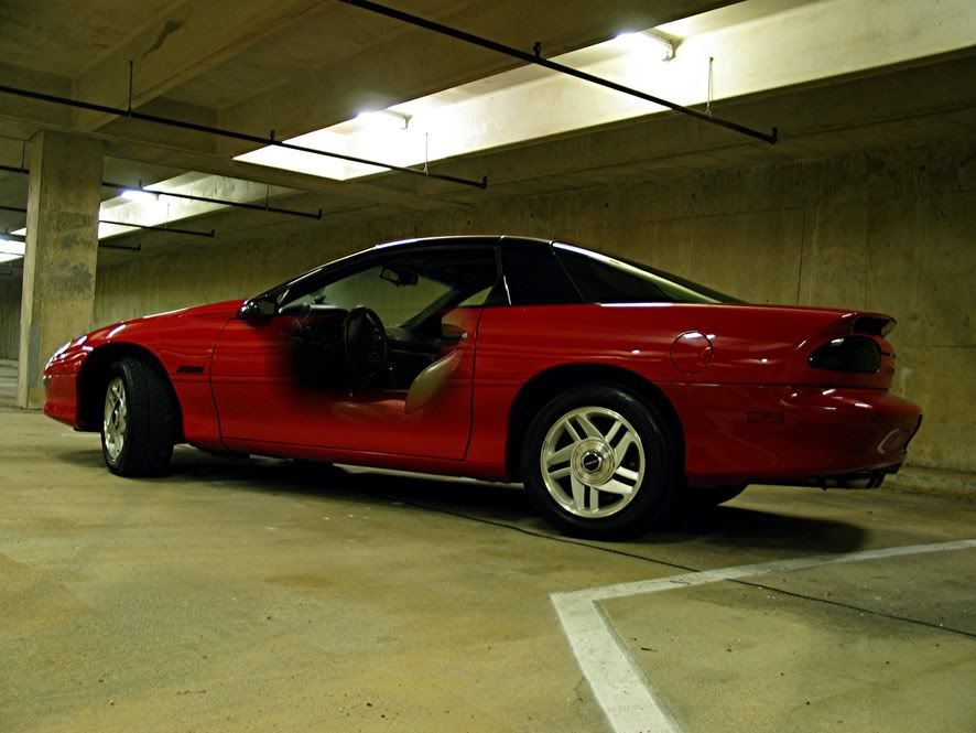 IMAGE: http://img.photobucket.com/albums/v152/5point7liter/Z28-2.jpg