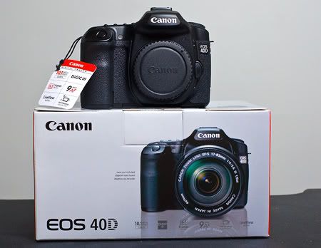 IMAGE: http://img.photobucket.com/albums/v152/=RWG=Jackal/40D.jpg