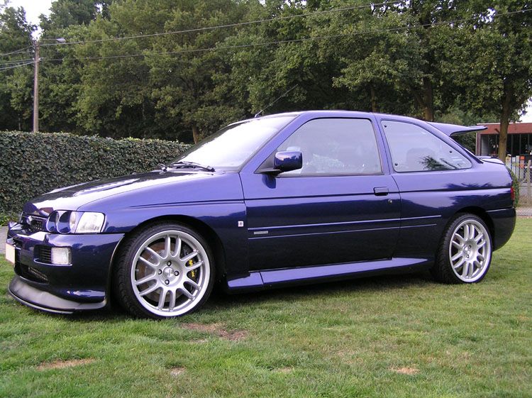 Ford Escort Rs Cosworth Blue. Ford Escort RS Cosworth