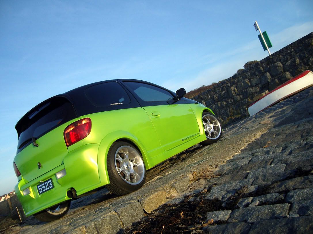 [Image: photoshoot2-1.jpg]