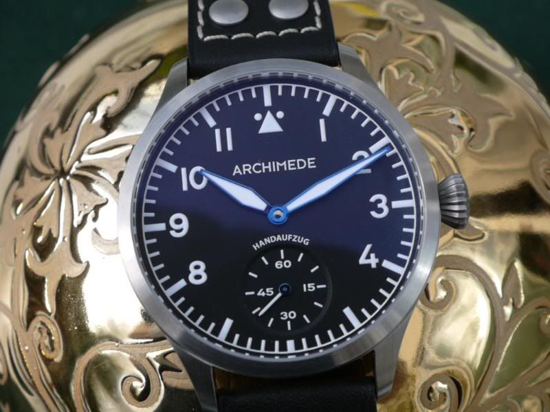http://img.photobucket.com/albums/v155/watchuseek/Archimede/ArchimedeXL13.jpg