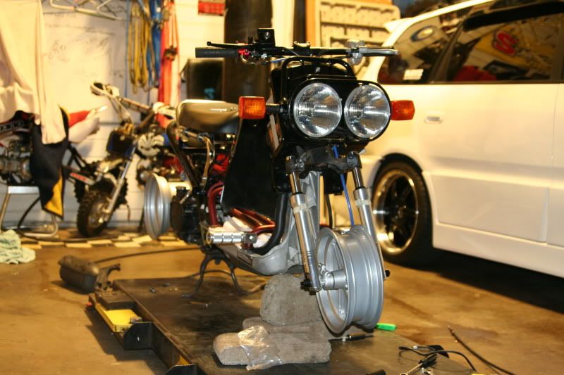 IMAGE: http://img.photobucket.com/albums/v156/rayz_garage/ruckus/IMG_0123.jpg