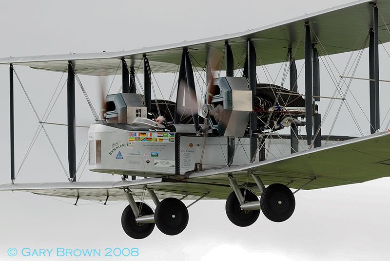http://img.photobucket.com/albums/v157/woodlands/Dunsfold0816webGaryBrown.jpg