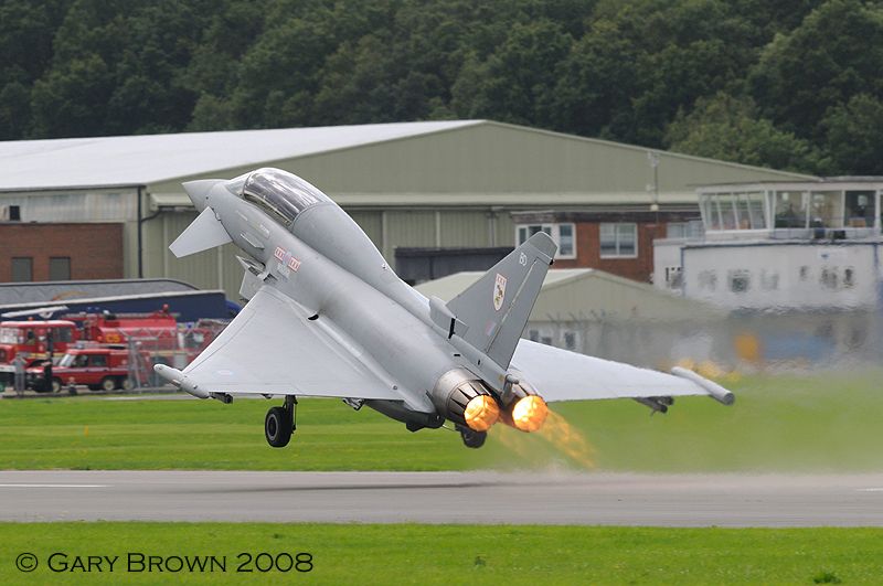 http://img.photobucket.com/albums/v157/woodlands/Dunsfold0818webGaryBrown.jpg