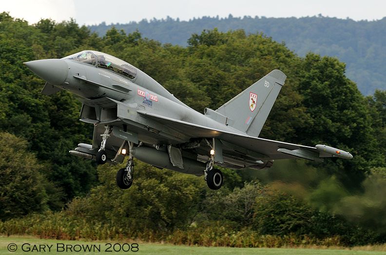 http://img.photobucket.com/albums/v157/woodlands/Dunsfold0822webGaryBrown.jpg