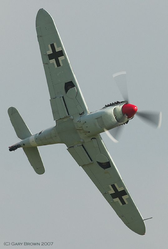 http://img.photobucket.com/albums/v157/woodlands/Duxford%20311206/Oct07DXweb19.jpg