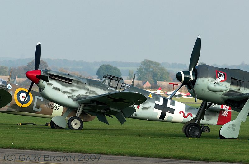 http://img.photobucket.com/albums/v157/woodlands/Duxford%20311206/Oct07DXweb22.jpg