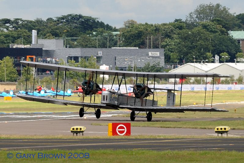http://img.photobucket.com/albums/v157/woodlands/Farnborough%2008/Farn0826GaryBrown.jpg