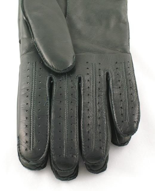 gloves3.jpg