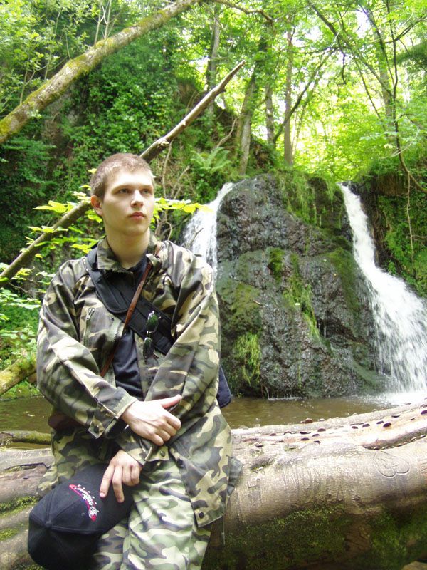 [http://img.photobucket.com/albums/v160/Simbachu/waterfalls.jpg]