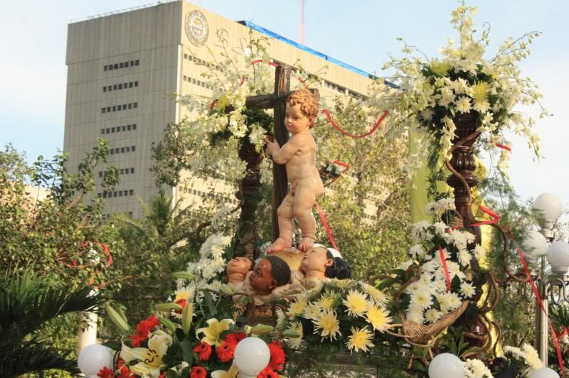 Sto. Niño on Parade in Manila