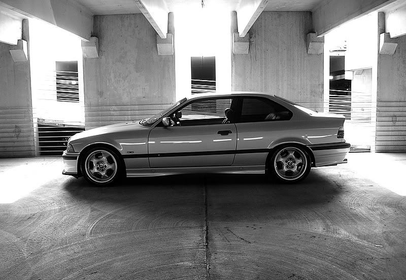 97BMW328is026SummerPhotoshoot07.jpg