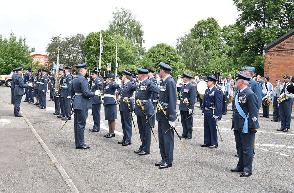 http://img.photobucket.com/albums/v165/YakRider/56%20Squadron%20Parade/Marshal-1000_zpsh3uot8rb.jpg