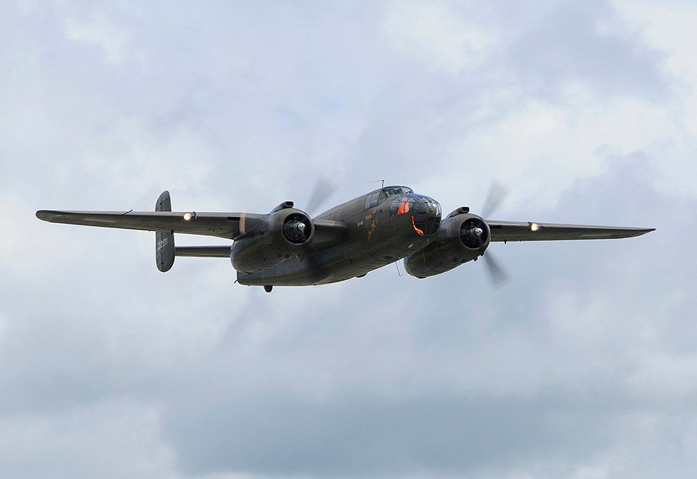 Dutch B-25 At North Weald Sunday 23 June - UK Airshow Review Forums