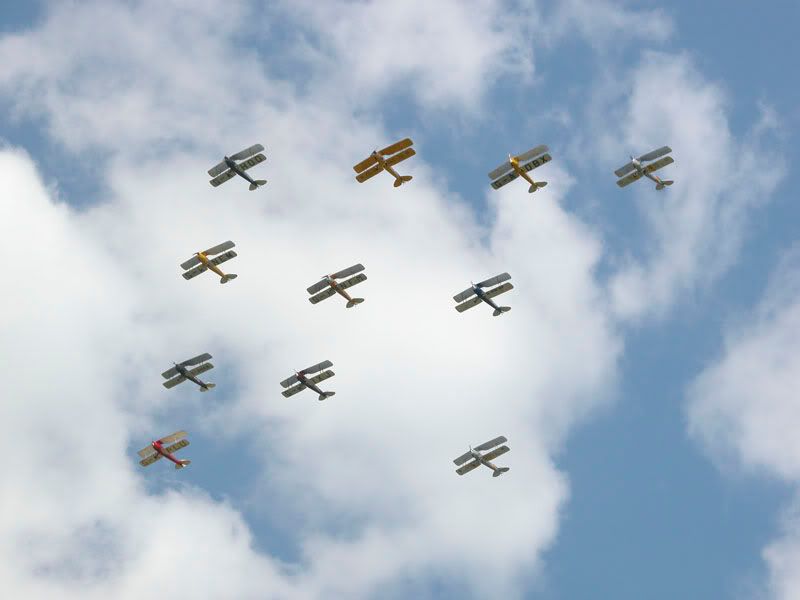 http://img.photobucket.com/albums/v165/YakRider/Formation1.jpg