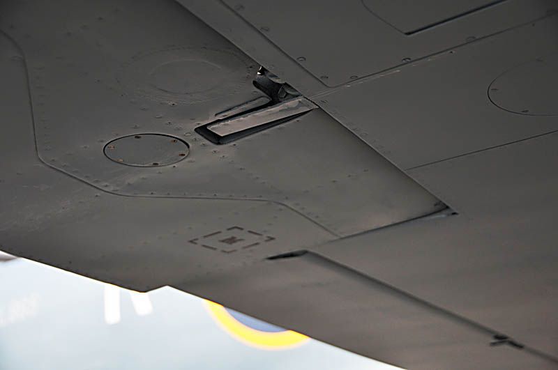 StarboardAileron2.jpg