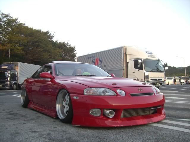 http://img.photobucket.com/albums/v165/jdmdrift/soarer.jpg