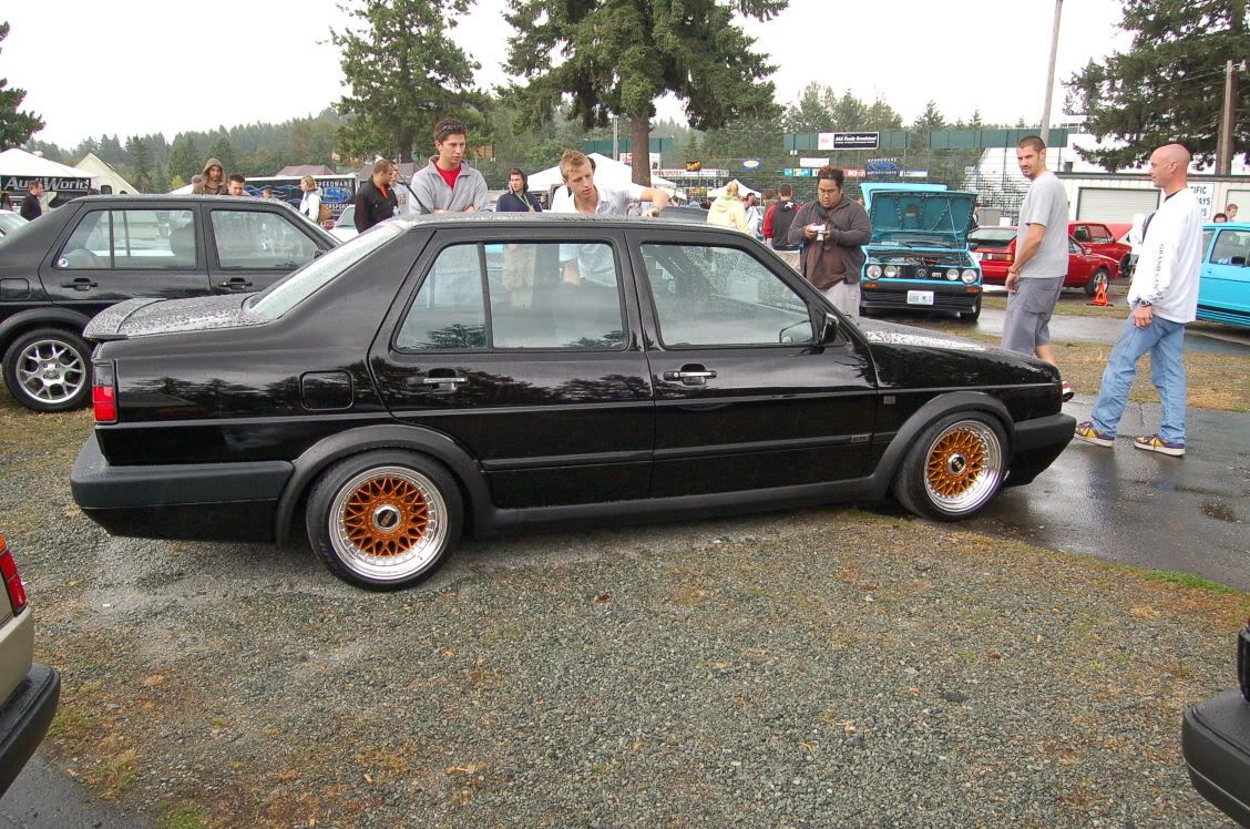 odd pic request black mk2 jetta with bronze RMs g60 flares seen in 11/