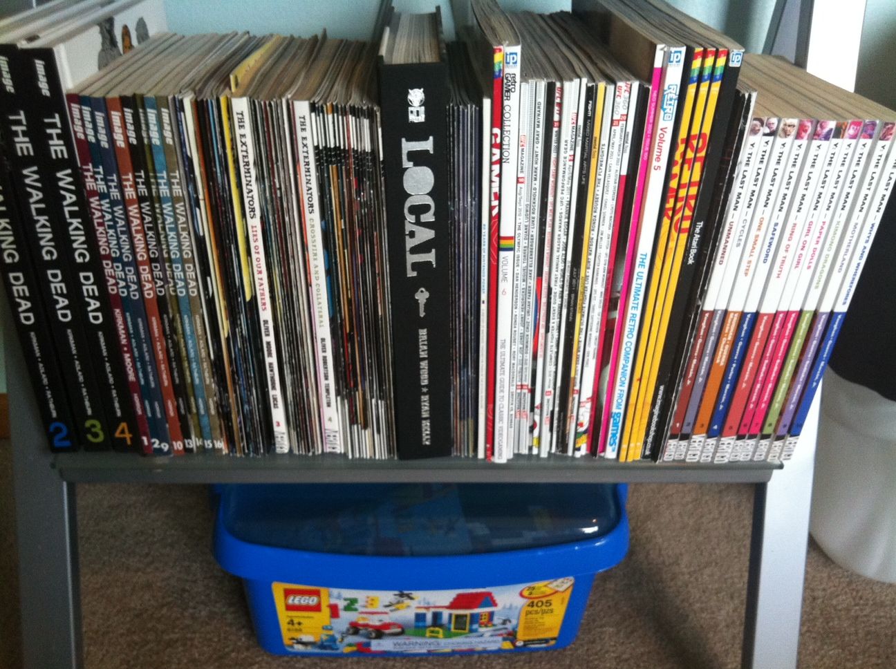 photo ToyShelf3_zps83fe8657.jpg