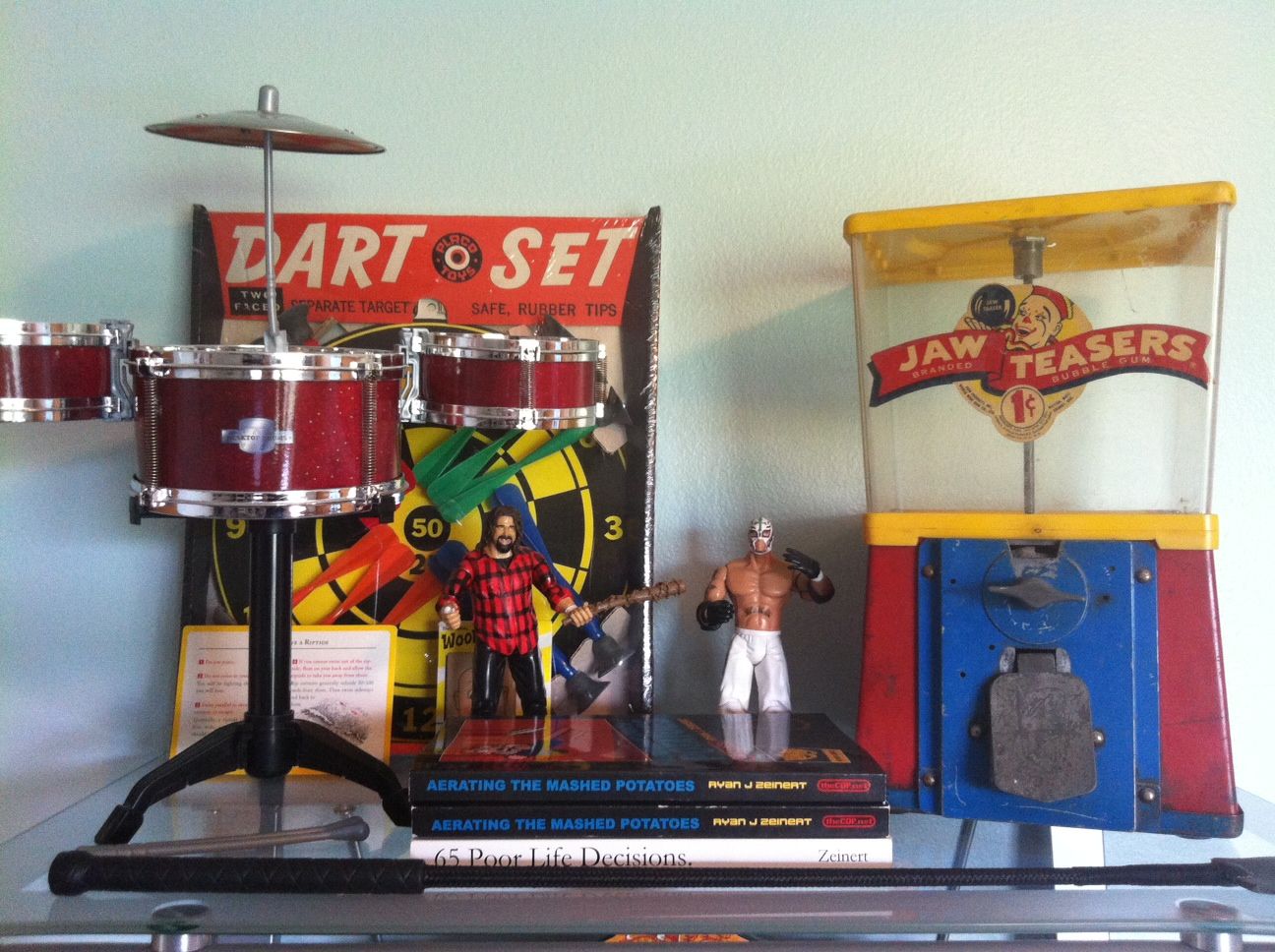 photo ToyShelf4_zpsfd5acb53.jpg