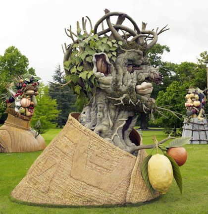 photo of Arcimboldo´s inspired sculptures by Philip Haas, from www.mymodernmet.com/profiles/blogs/philip-haas-four-seasons-sculptures#