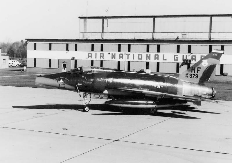 F-100D56-2979.jpg