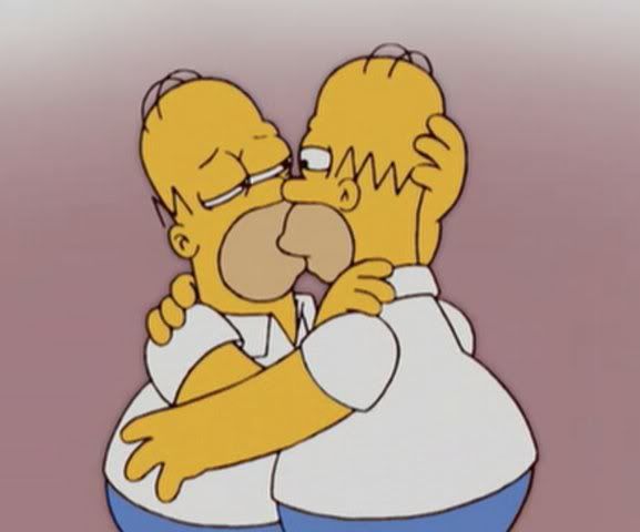 homerkissy.jpg