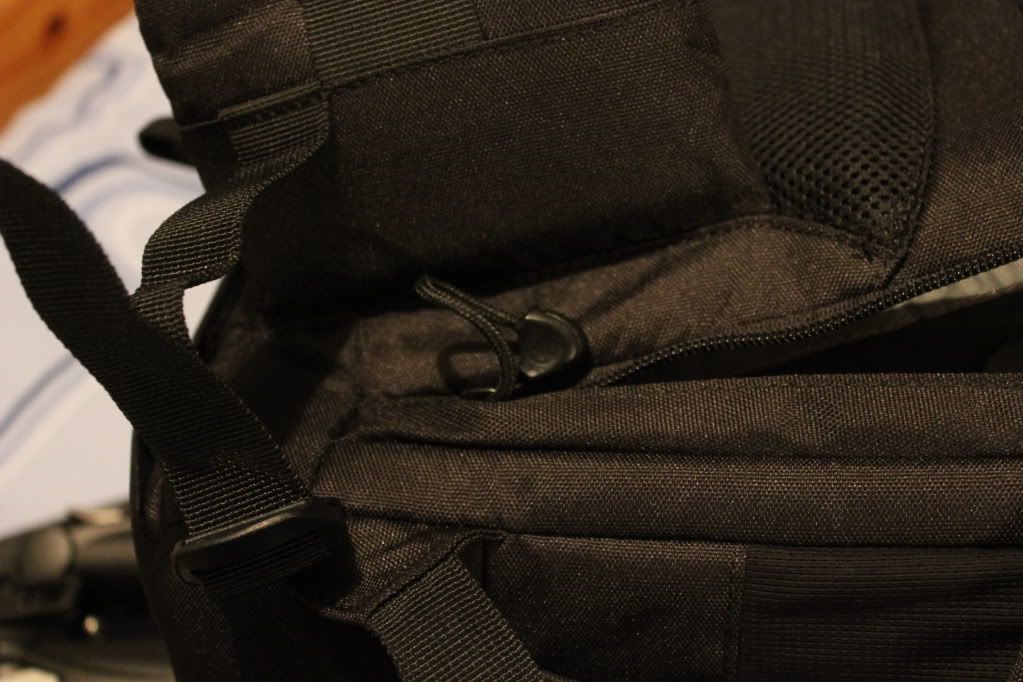 IMAGE: http://img.photobucket.com/albums/v17/opelderek/400aw/IMG_1930.jpg