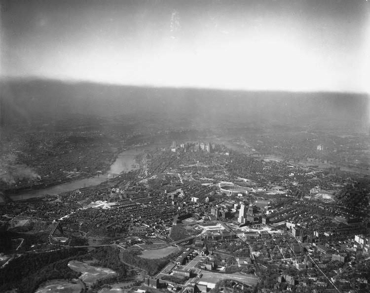  photo aerial of oakland 1930_zpsyhjtrcsl.jpg