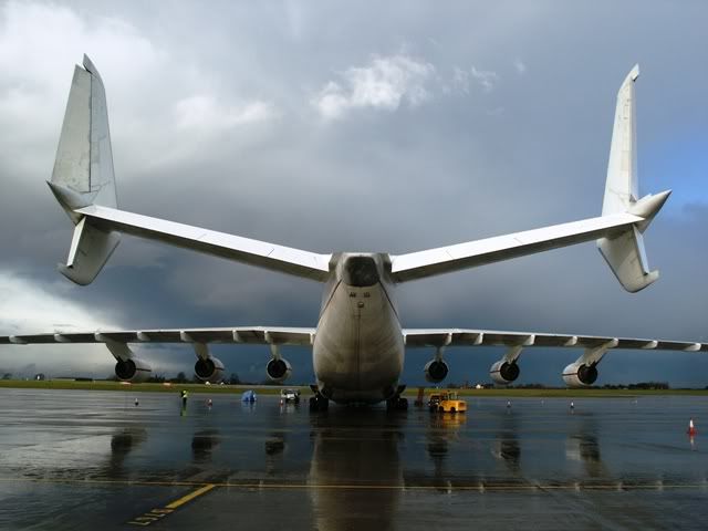 http://img.photobucket.com/albums/v170/KMCLEAN/AN225/a225018.jpg