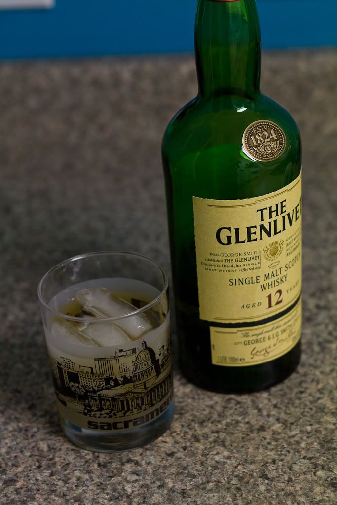 IMAGE: http://img.photobucket.com/albums/v170/scifiguy1012/Photography/IMG_1046.jpg