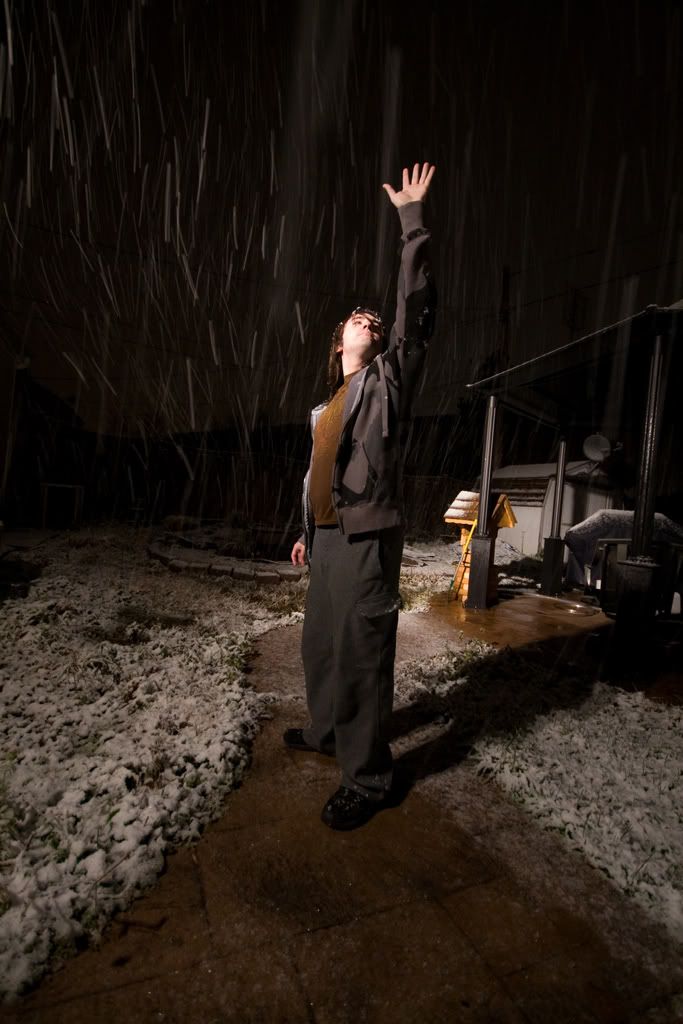 IMAGE: http://img.photobucket.com/albums/v170/scifiguy1012/Photography/IMG_5604.jpg