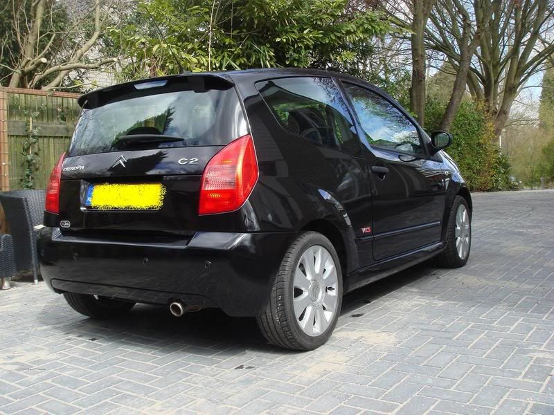 [img width=800 height=600]http://img.photobucket.com/albums/v171/chielles/c2kontnoid.jpg[/img]