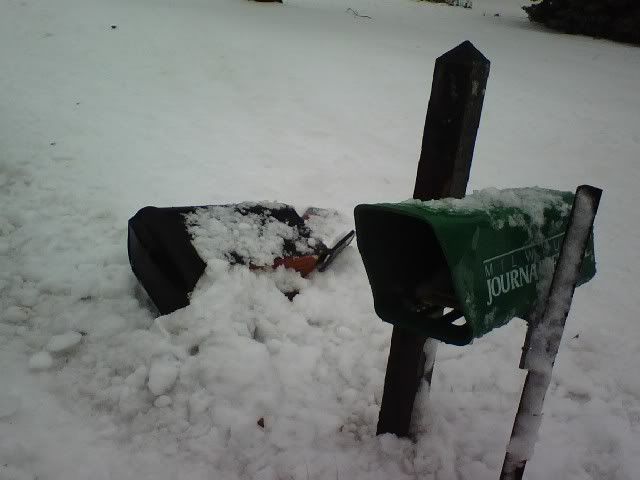 mailbox2.jpg