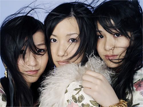 perfume_aipop02.jpg