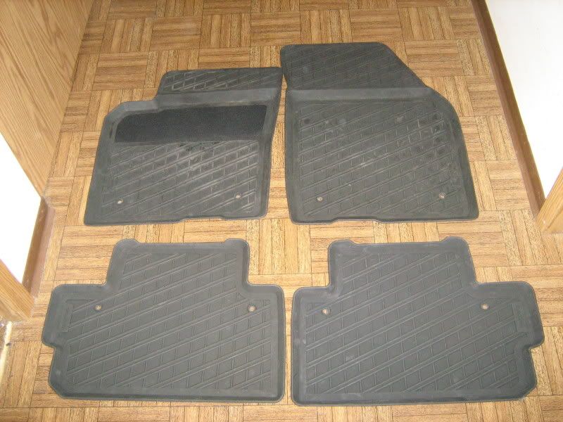 Oem Nearly New Volvo C30 V50 S40 Winter Floor Mats