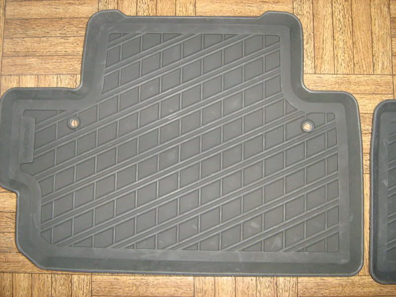 Oem Nearly New Volvo C30 V50 S40 Winter Floor Mats