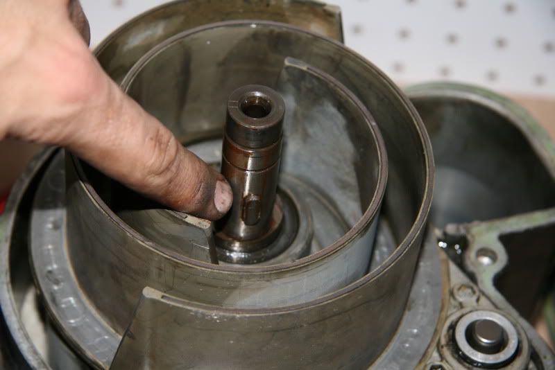 How to remove woodruff key