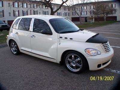 White Pt Cruiser