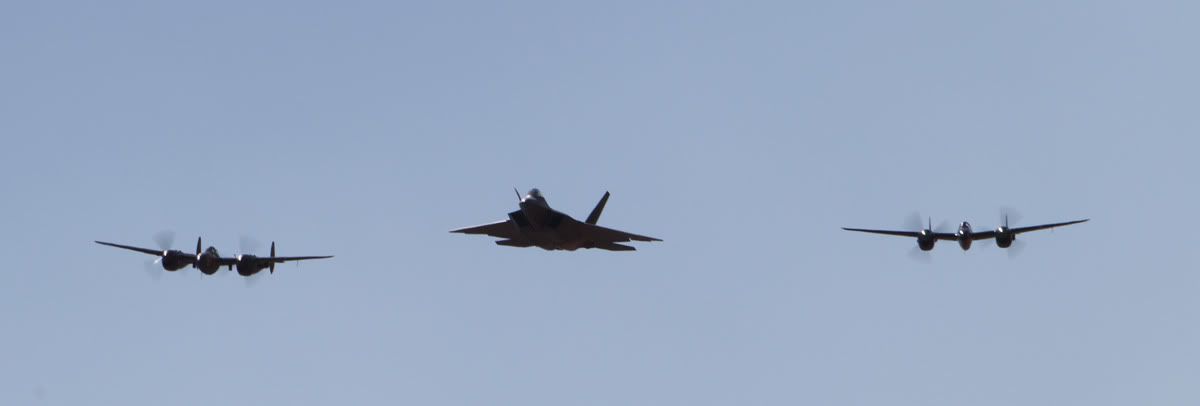 IMAGE: http://img.photobucket.com/albums/v176/forty5r/Airbook/IMG_4860.jpg